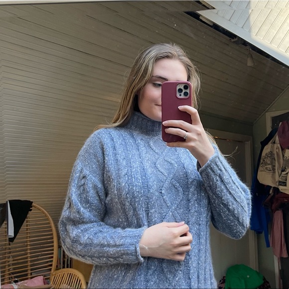 Vintage British Holmewood Angora Wool Blue Cable Knit Sweater - Picture 2 of 7